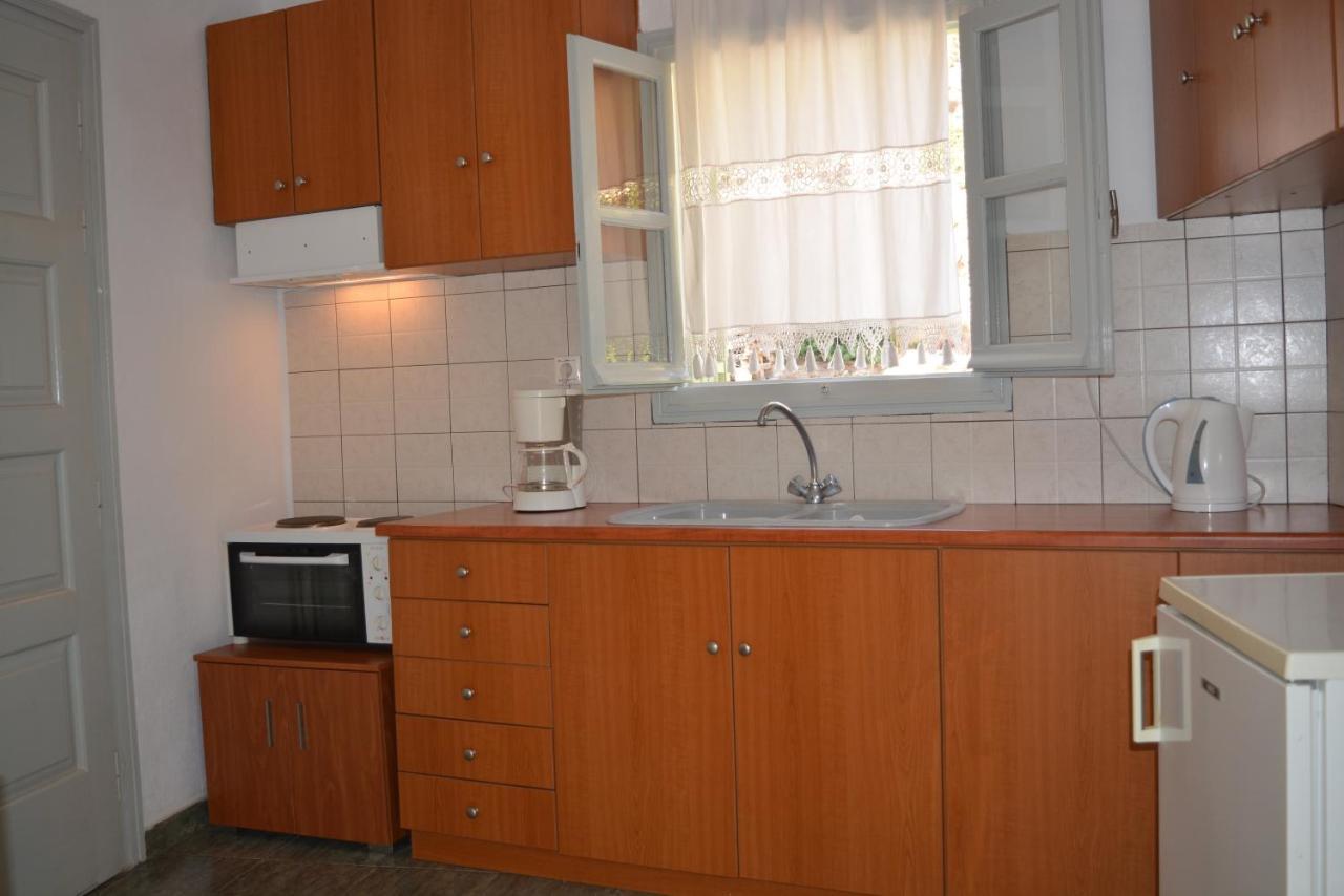 Klados Studios & Apartments Cherronisos  Екстериор снимка