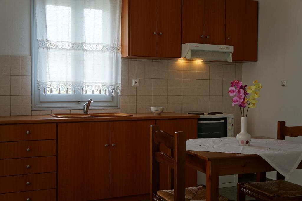 Klados Studios & Apartments Cherronisos  Екстериор снимка