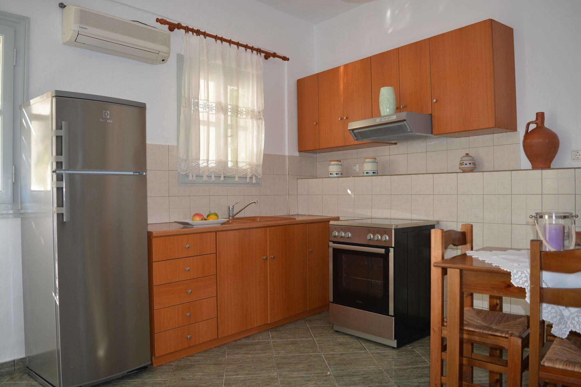 Klados Studios & Apartments Cherronisos  Екстериор снимка