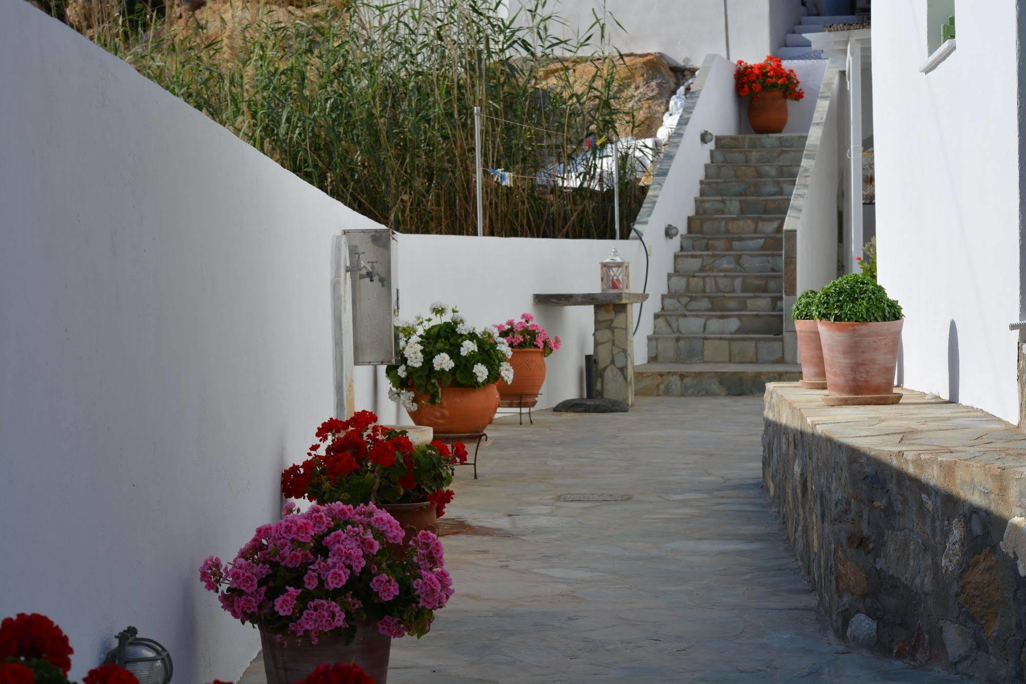 Klados Studios & Apartments Cherronisos  Екстериор снимка
